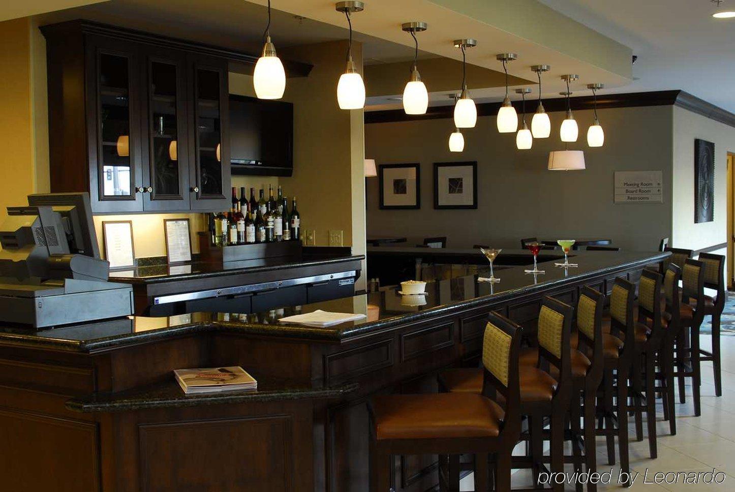 Hilton Garden Inn Hampton Coliseum Central Ресторан фото